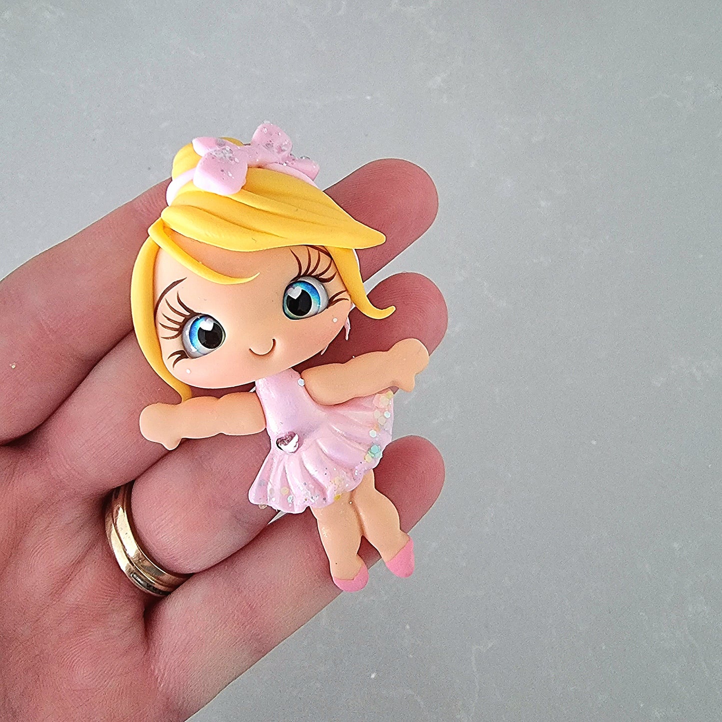 Ballerina blonde hair clay