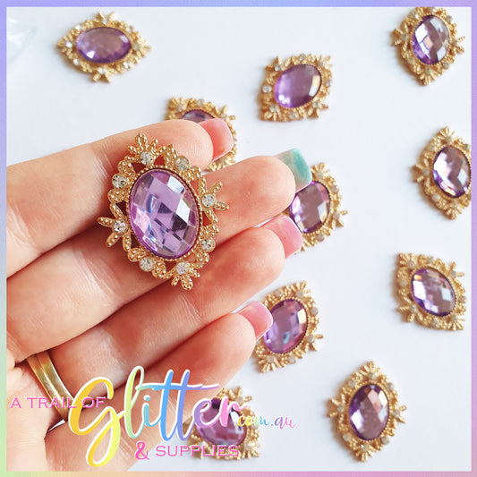 Oval/diamond Pearl Rhinestones with gold claw setting - Lilac