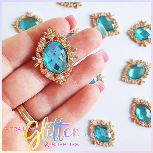 Oval/diamond Pearl Rhinestones with gold claw setting - Lake Blue